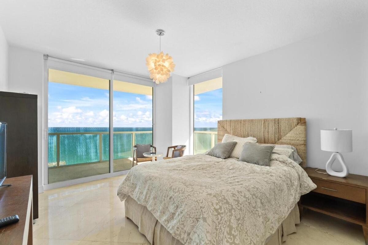 Luxury 2-Bedrooms Oceanfront Condo In Sunny Isles Съни Айлс Бийч Екстериор снимка