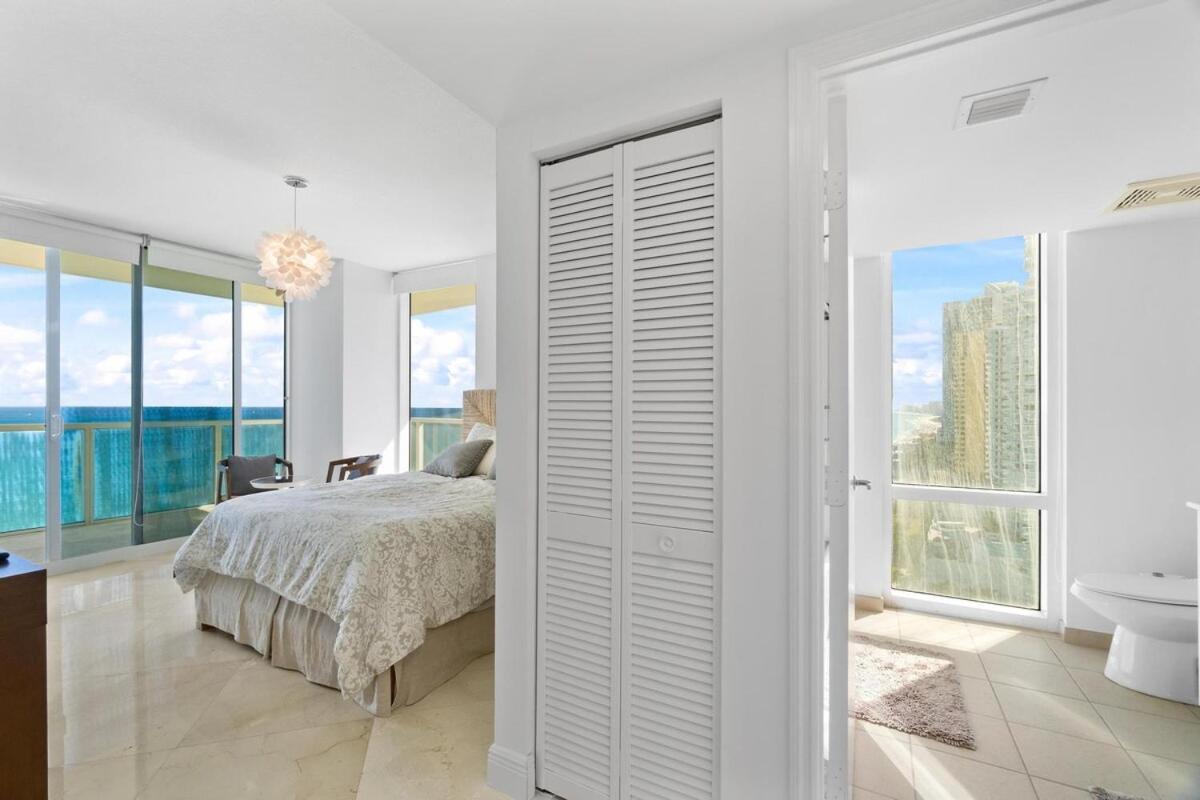 Luxury 2-Bedrooms Oceanfront Condo In Sunny Isles Съни Айлс Бийч Екстериор снимка